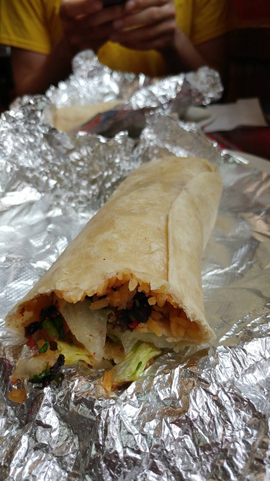 Tacos Lupita | restaurant | 194 River St, Haverhill, MA 01832, USA | 9783741839 OR +1 978-374-1839