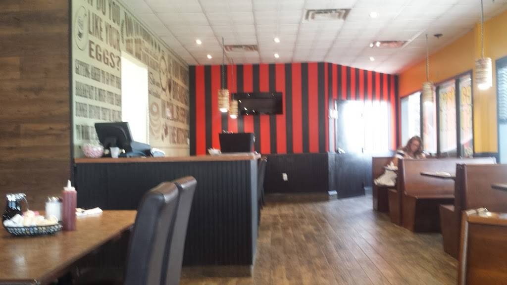 Stacked Pancake & Breakfast House | restaurant | 7905 Yonge St, Innisfil, ON L9S 1K9, Canada | 7055038008 OR +1 705-503-8008