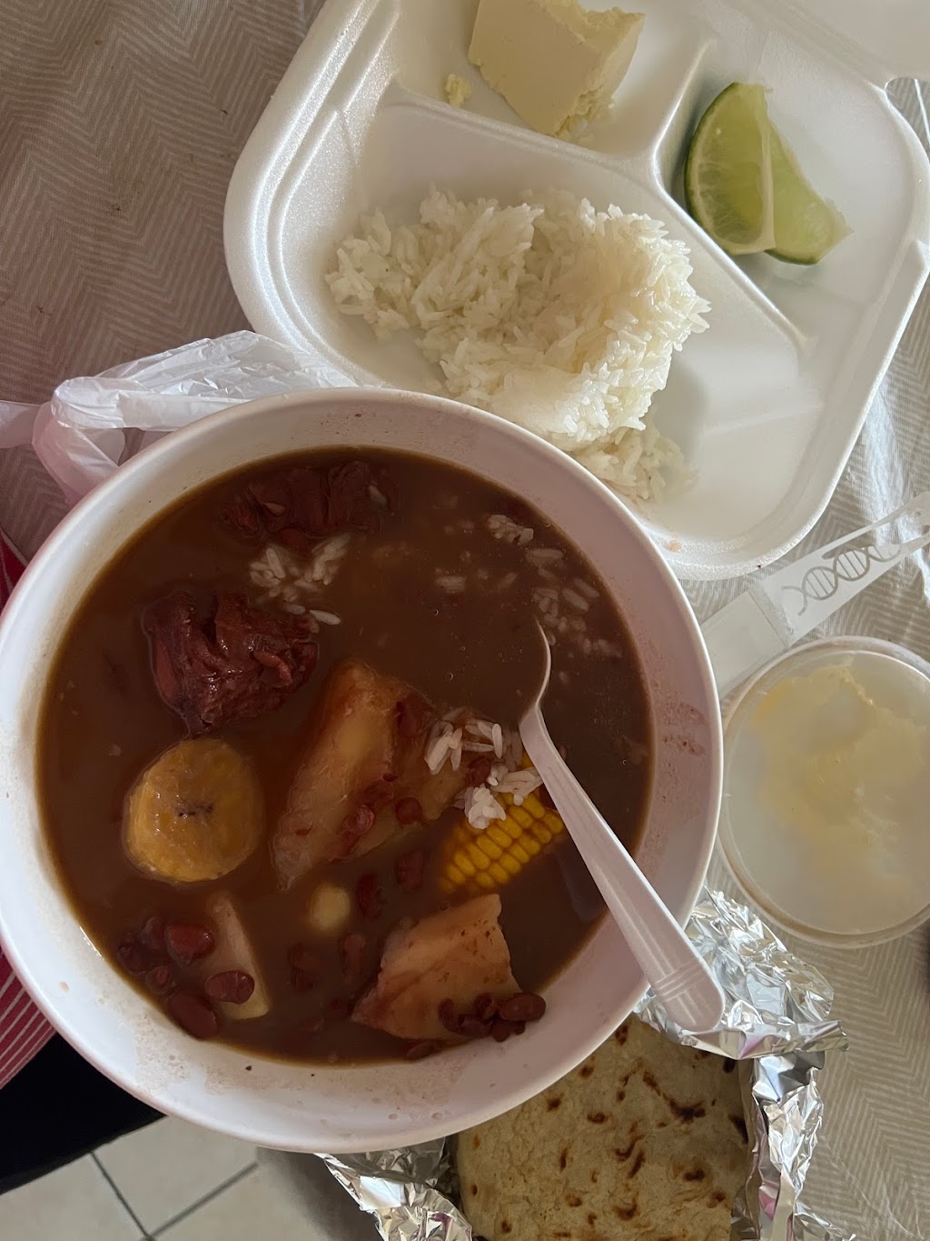 El Jalapeño Feliz at Pompano | restaurant | 105 SW 6th St, Pompano Beach, FL 33060, USA | 5618978580 OR +1 561-897-8580