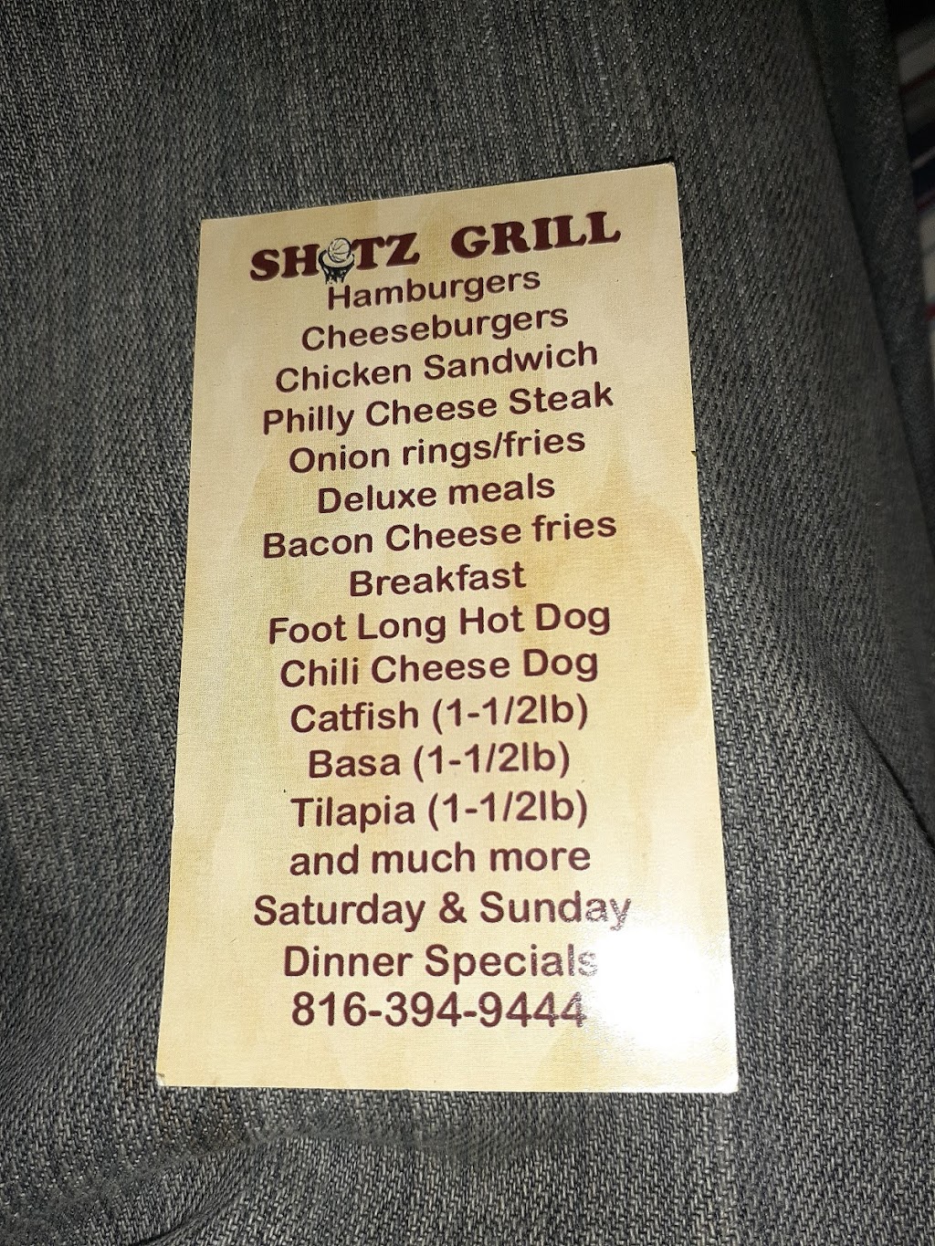 Shotz Grill & Grocery | restaurant | 2900 E 27th St, Kansas City, MO 64127, USA | 8163267766 OR +1 816-326-7766