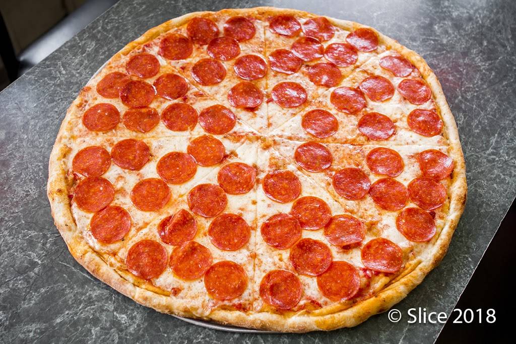 Doroj Fried Chicken & Pizza | meal delivery | 2637 86th St, Brooklyn, NY 11223, USA | 7182652540 OR +1 718-265-2540