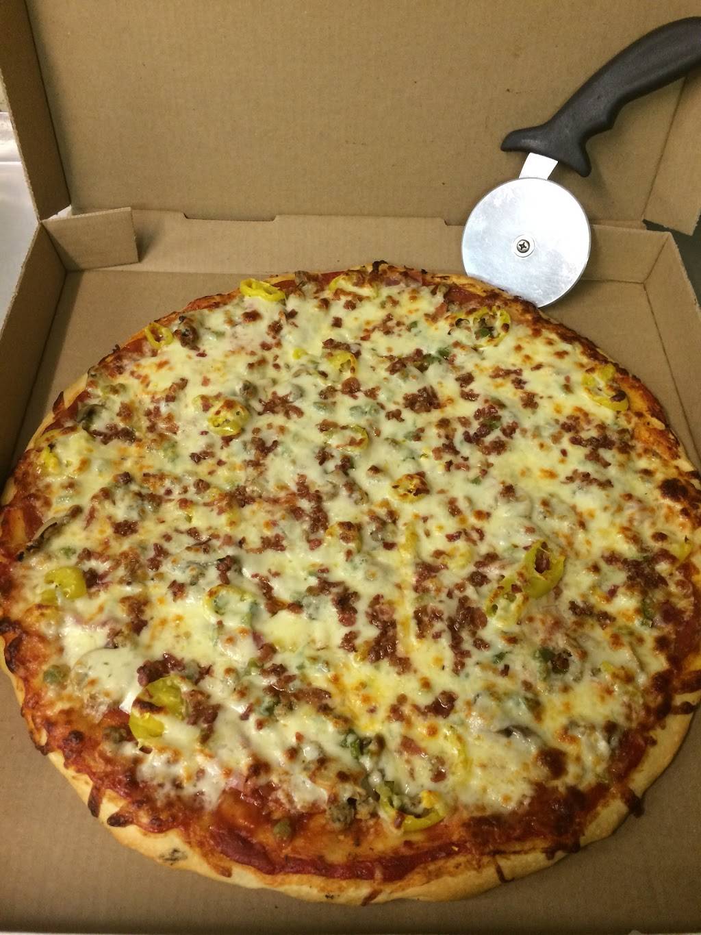 Garrett Fountain (Garrett) | restaurant | 6241 Ky Rt 550, Garrett, KY 41630, USA | 6063580100 OR +1 606-358-0100