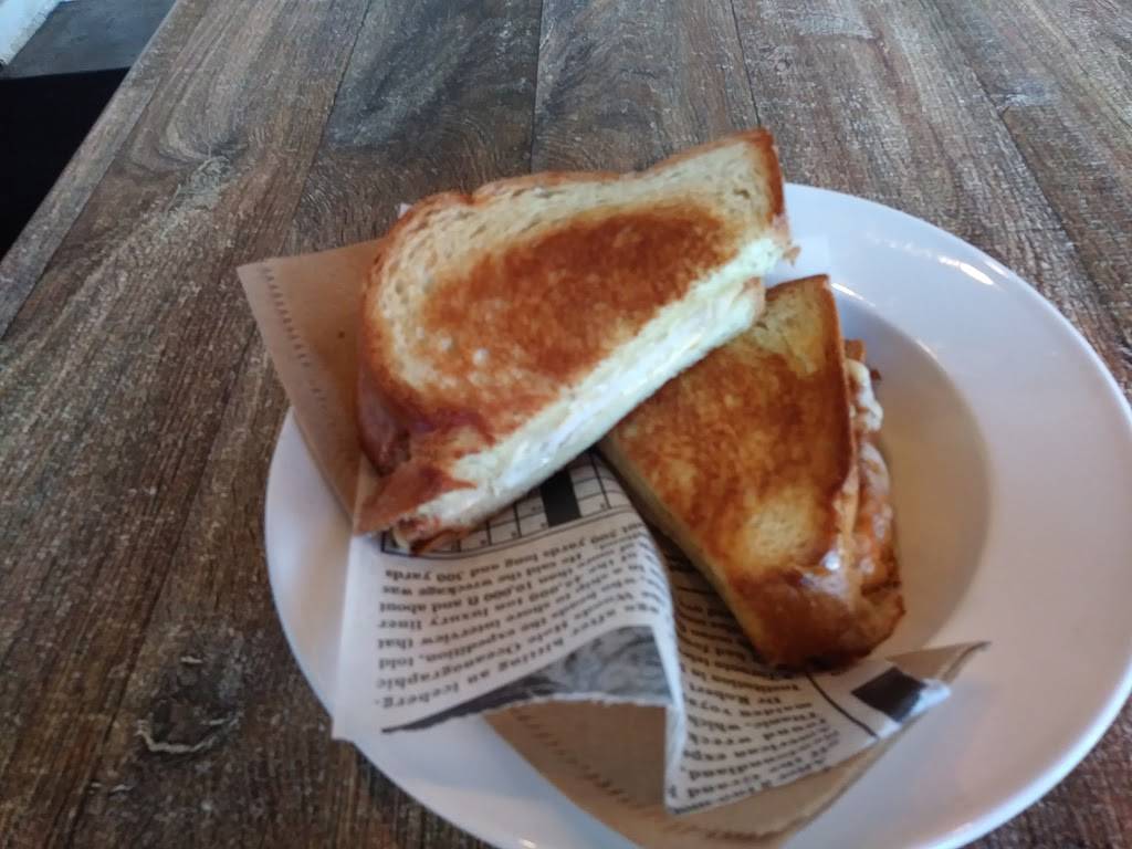 Robust Coffee Lounge | cafe | 6300 S Woodlawn Ave, Chicago, IL 60637, USA | 7738914240 OR +1 773-891-4240