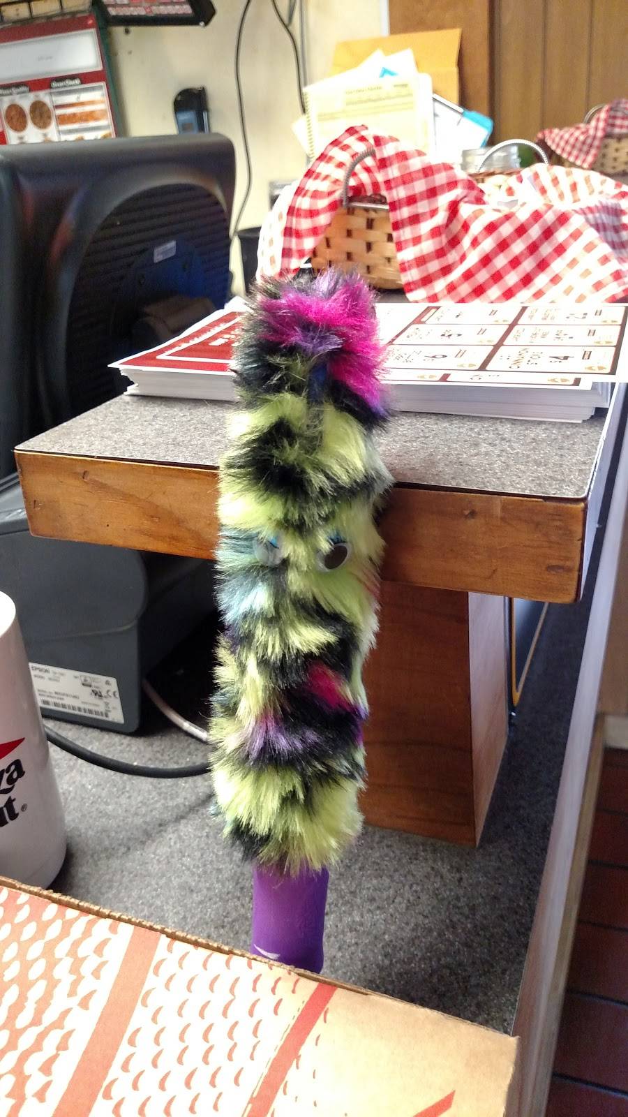 Pizza Hut | meal delivery | 2202 8th Ave, Plattsmouth, NE 68048, USA | 4022963222 OR +1 402-296-3222