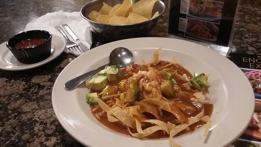 El Chico Cafe | restaurant | 1511 E U.S. Hwy 377, Granbury, TX 76048, USA | 8175738833 OR +1 817-573-8833