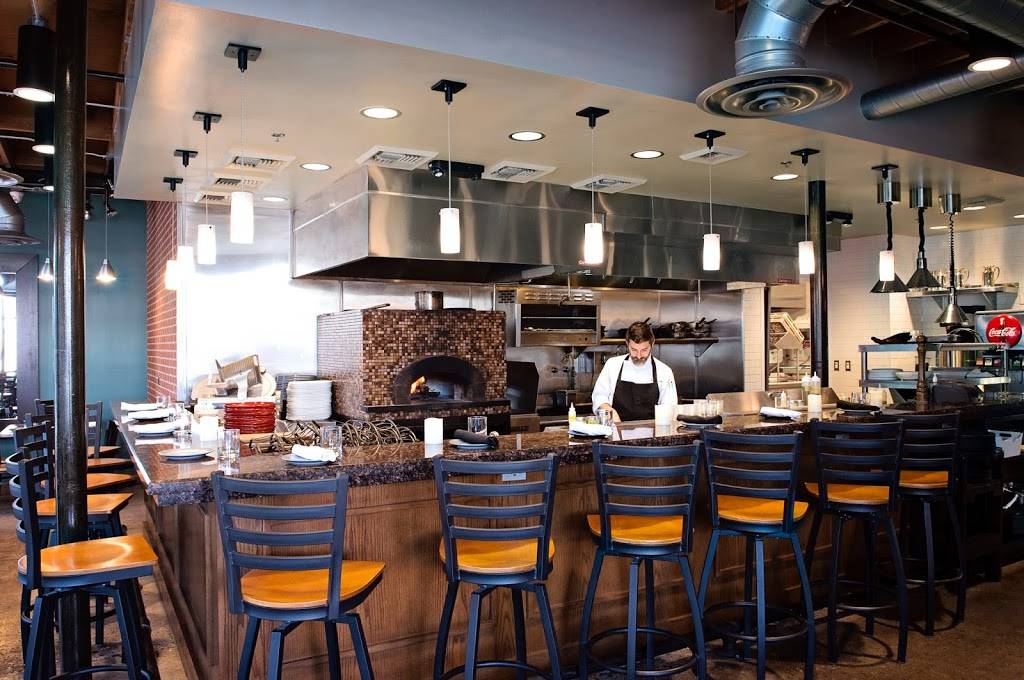 7th & Carson | restaurant | 616 E Carson Ave #110, Las Vegas, NV 89101, USA | 7028683355 OR +1 702-868-3355