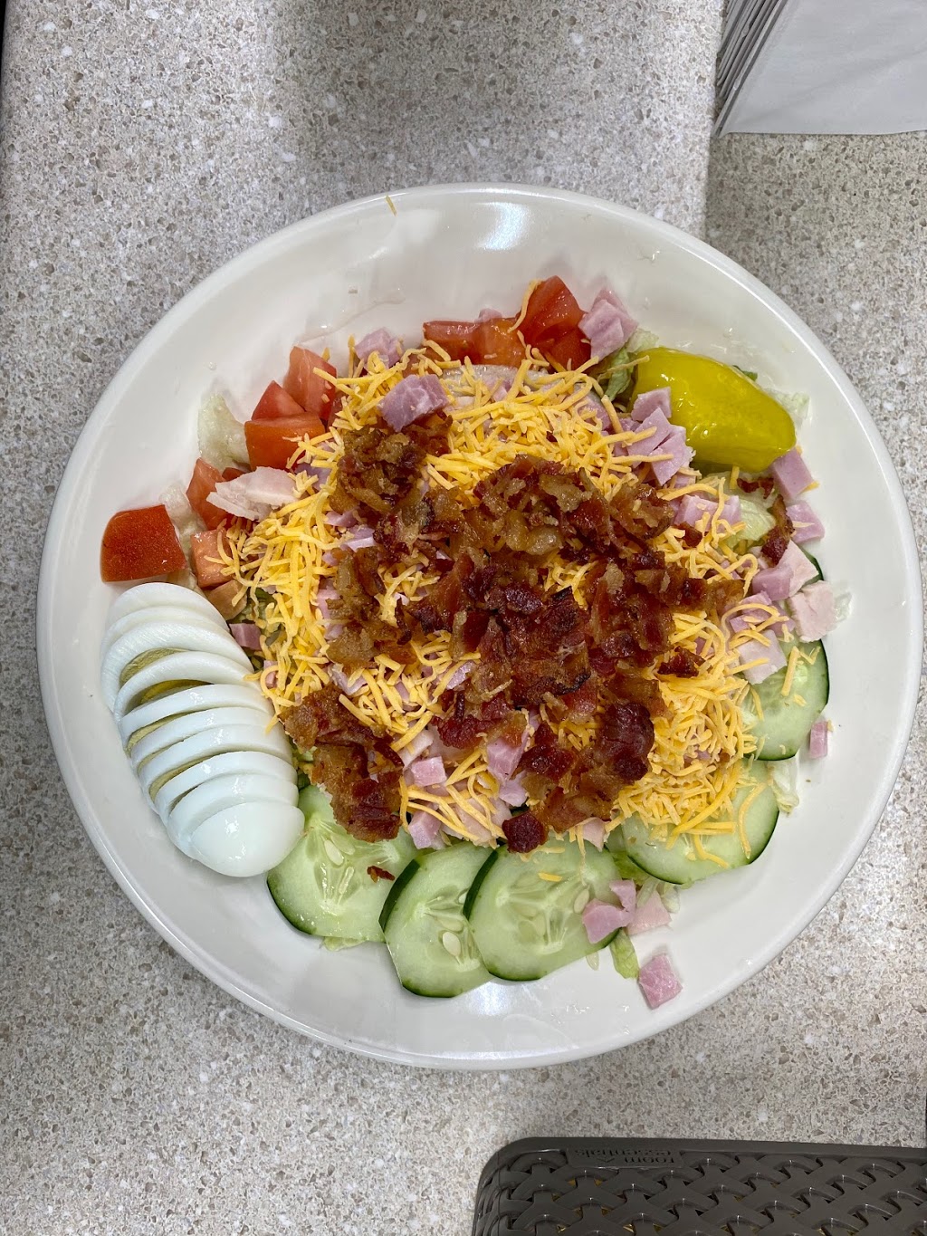 Zoes Family Restaurant- Trenwest | restaurant | 3060 Trenwest Dr, Winston-Salem, NC 27103, USA | 3368425000 OR +1 336-842-5000