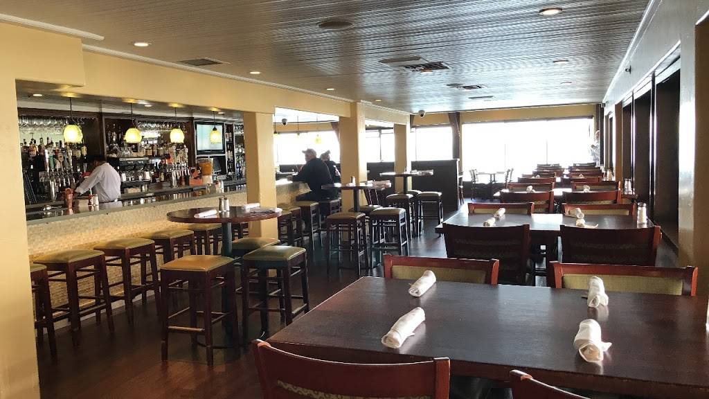 The Fish Hopper | restaurant | 700 Cannery Row, Monterey, CA 93940, USA | 8313728543 OR +1 831-372-8543