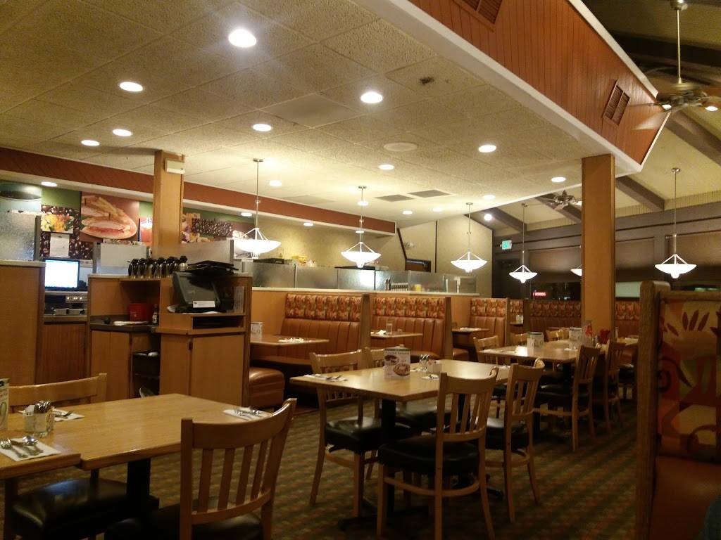 Sharis Cafe and Pies | bakery | 2385 SE Tualatin Valley Hwy, Hillsboro, OR 97123, USA | 5036810824 OR +1 503-681-0824