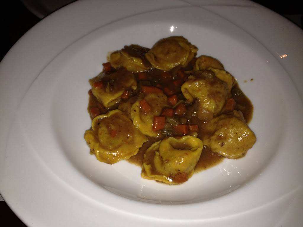 Sorriso Bistro | restaurant | 2311 Calvert St NW, Washington, DC 20008, USA | 2028032872 OR +1 202-803-2872