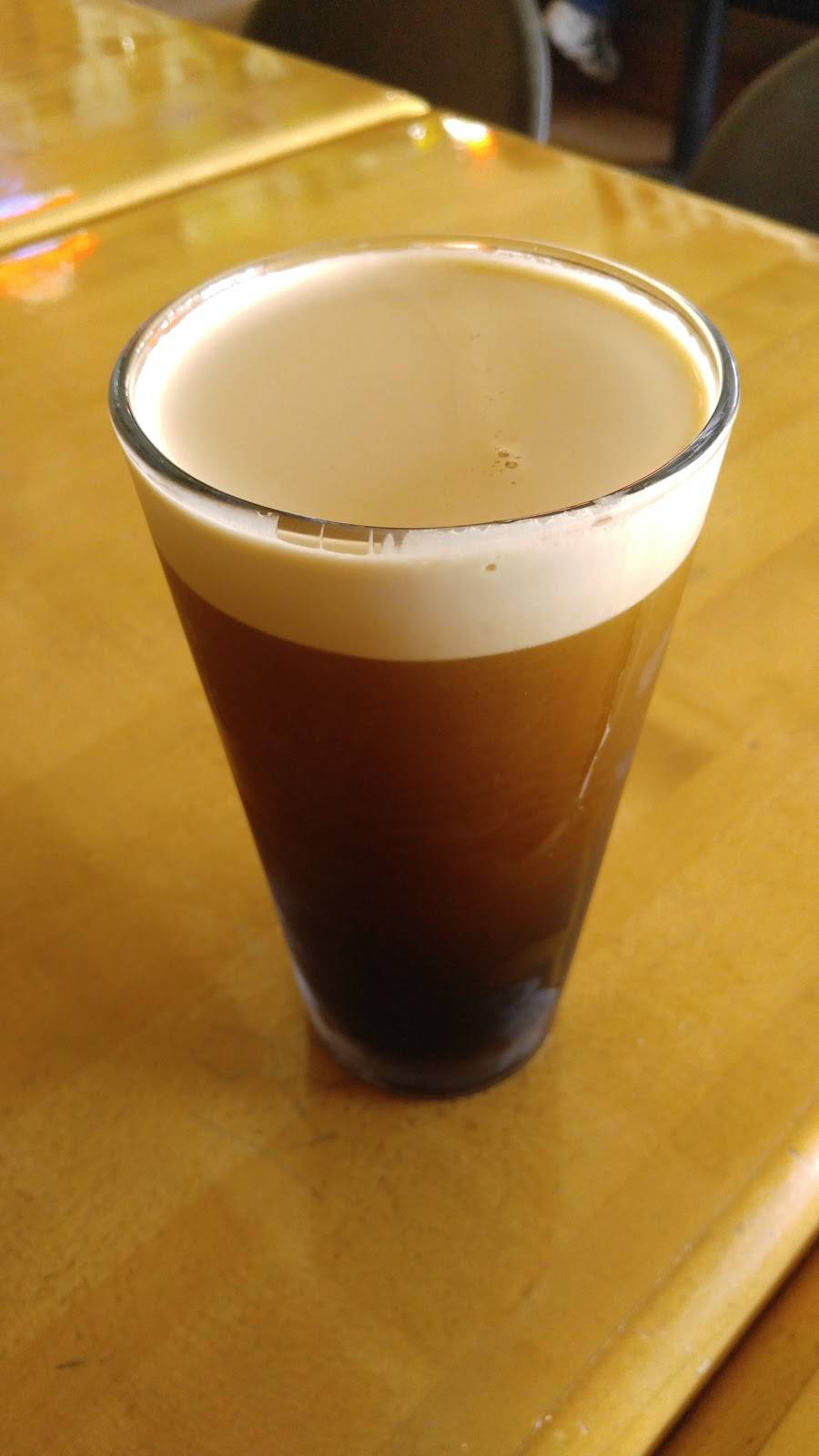 Beebs Sports Bar & Grill | restaurant | 915 Clubhouse Dr, Livermore, CA 94551, USA | 9254557070 OR +1 925-455-7070