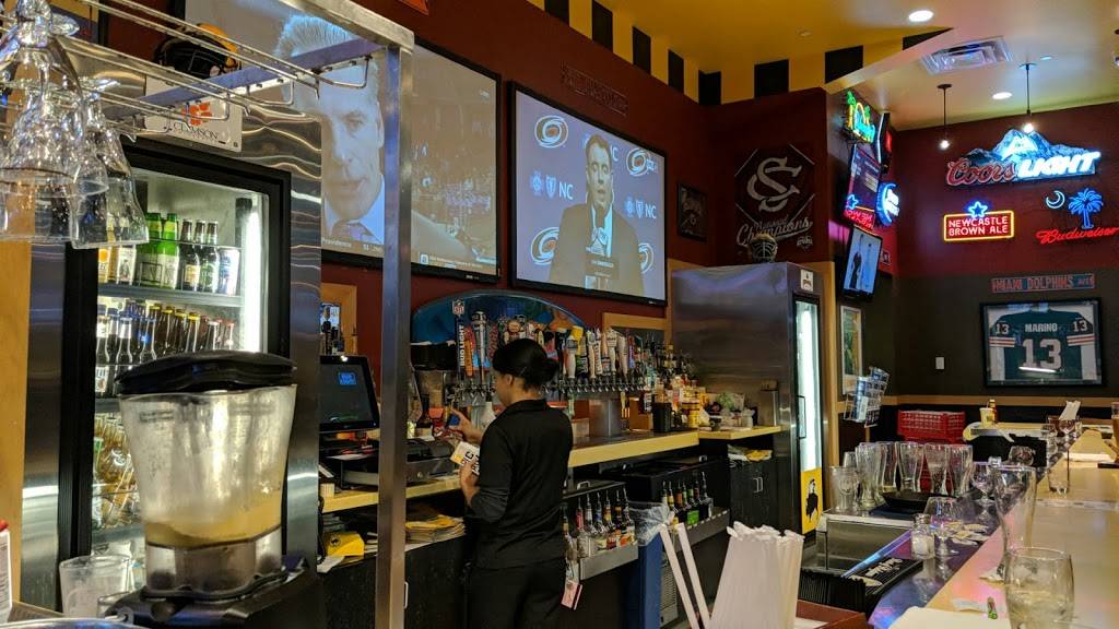 Buffalo Wild Wings | restaurant | 10056 Two Notch Rd, Columbia, SC 29223, USA | 8038655222 OR +1 803-865-5222