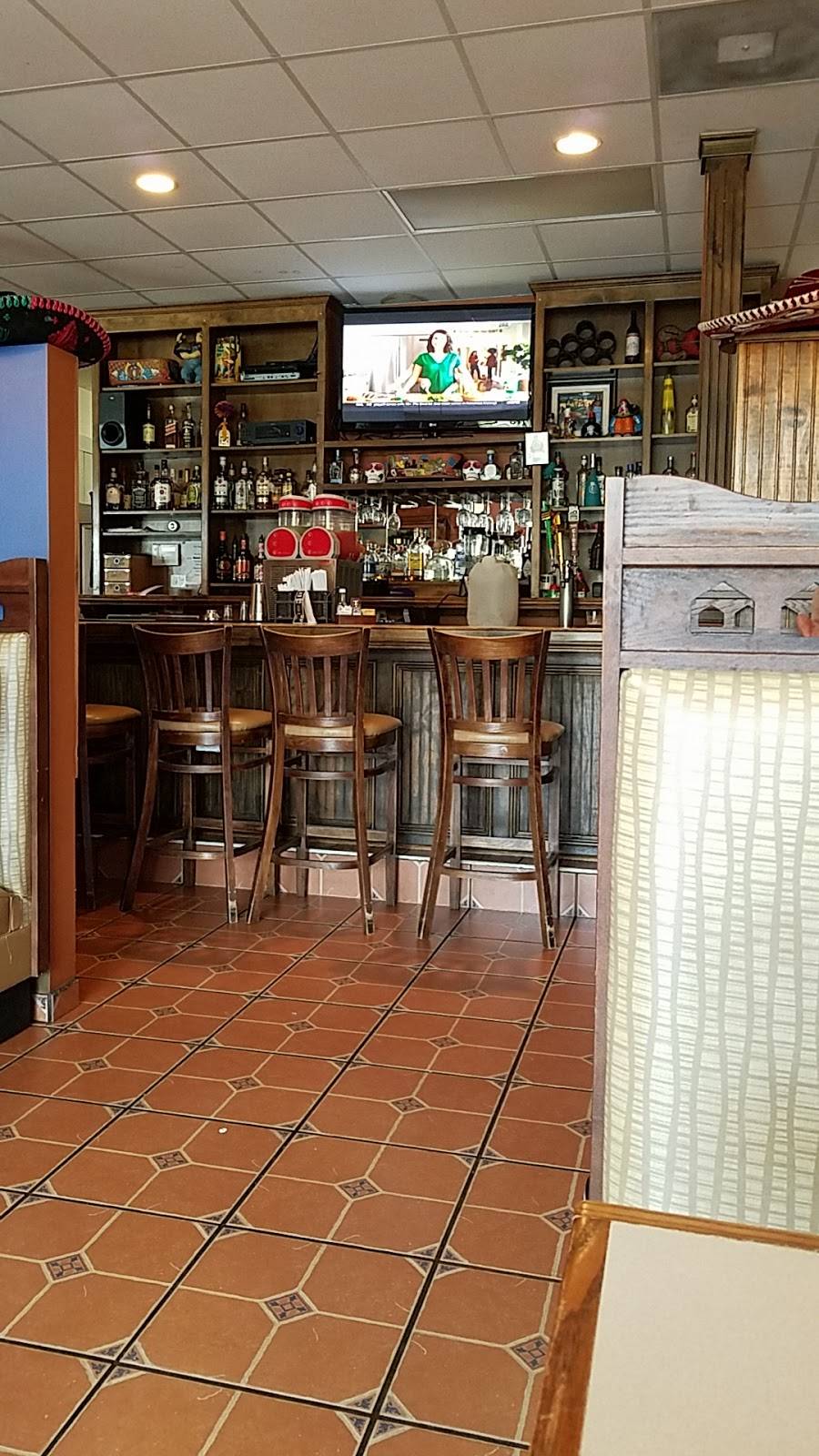 La Carreta | restaurant | 69-D, Barricks Ln, Rustburg, VA 24588, USA | 4343321600 OR +1 434-332-1600