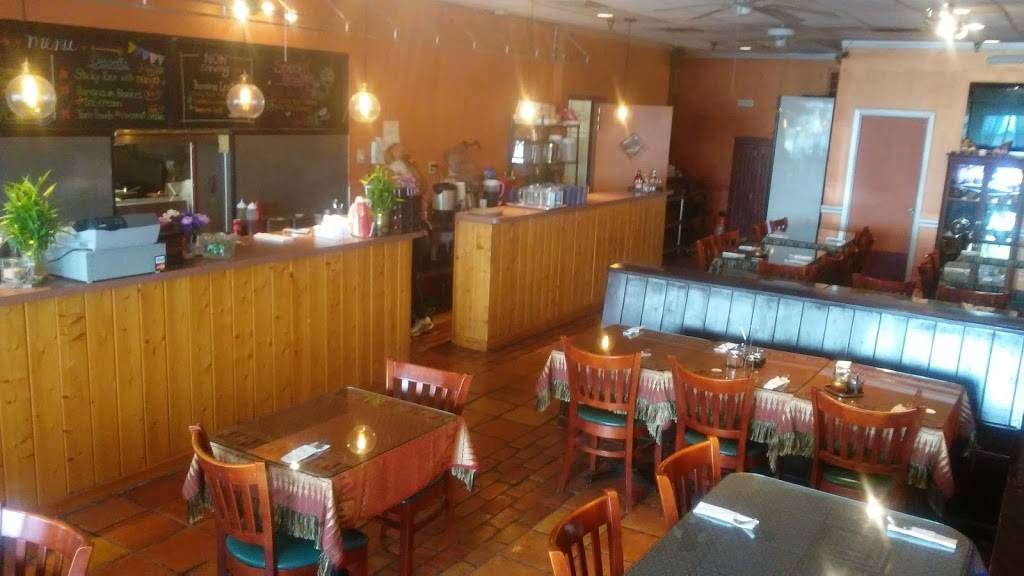 Pad Thai Restaurant | restaurant | 2310 Elmhurst Rd, Mt Prospect, IL 60056, USA | 8474729000 OR +1 847-472-9000