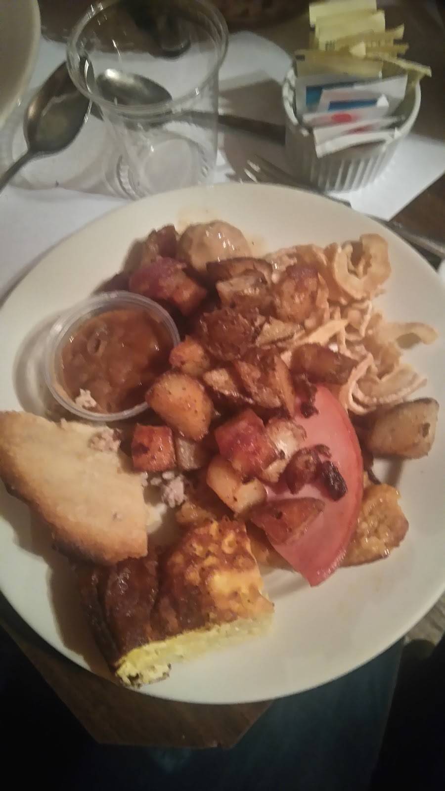 Sucrerie dAntan | restaurant | 2150 Avenue Bédard, Saint-Lazare, QC J7T 2E5, Canada | 4504559805 OR +1 450-455-9805