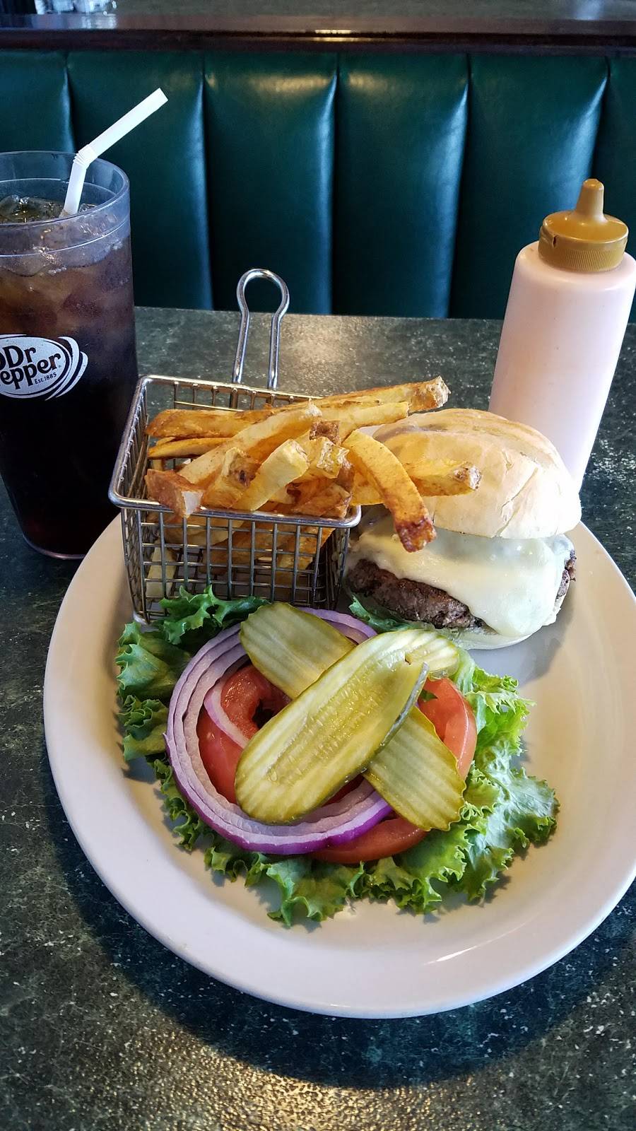 Virgs | restaurant | 5770 S Redwood Rd, Taylorsville, UT 84129, USA | 8019687180 OR +1 801-968-7180