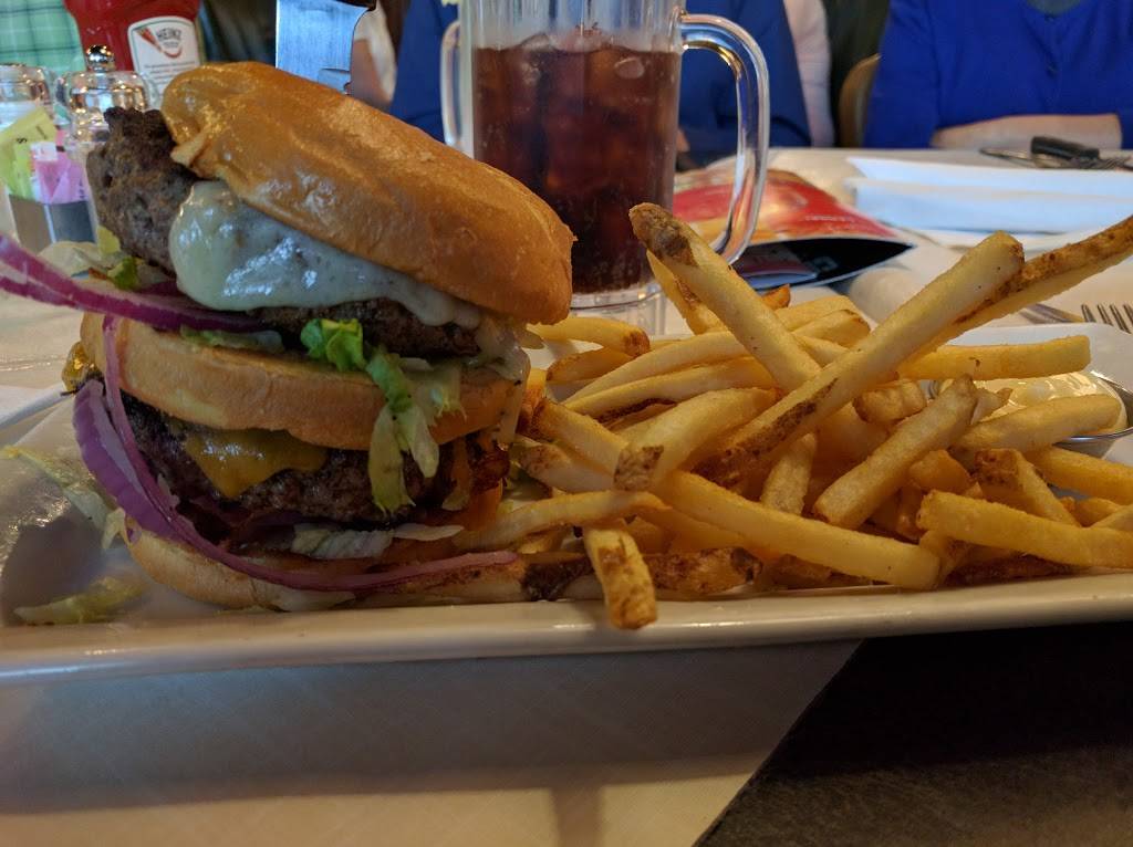 Ruby Tuesday | restaurant | 1351 Quentin Rd, Lebanon, PA 17042, USA | 7172742081 OR +1 717-274-2081