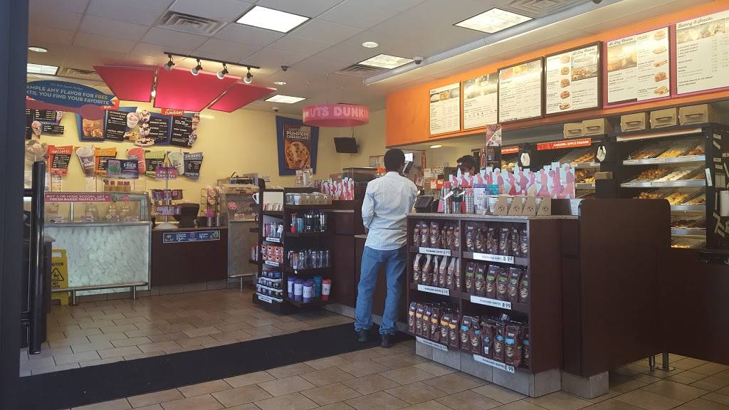 Dunkin Donuts | cafe | 6250 N Clark St, Chicago, IL 60660, USA | 7733382700 OR +1 773-338-2700