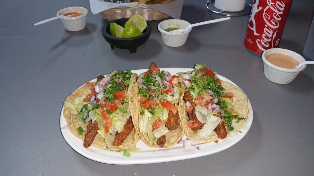 Mariscos Bucerias Nayarit #2 | restaurant | 3010 S Laramie Ave, Cicero, IL 60804, USA | 7086836500 OR +1 708-683-6500