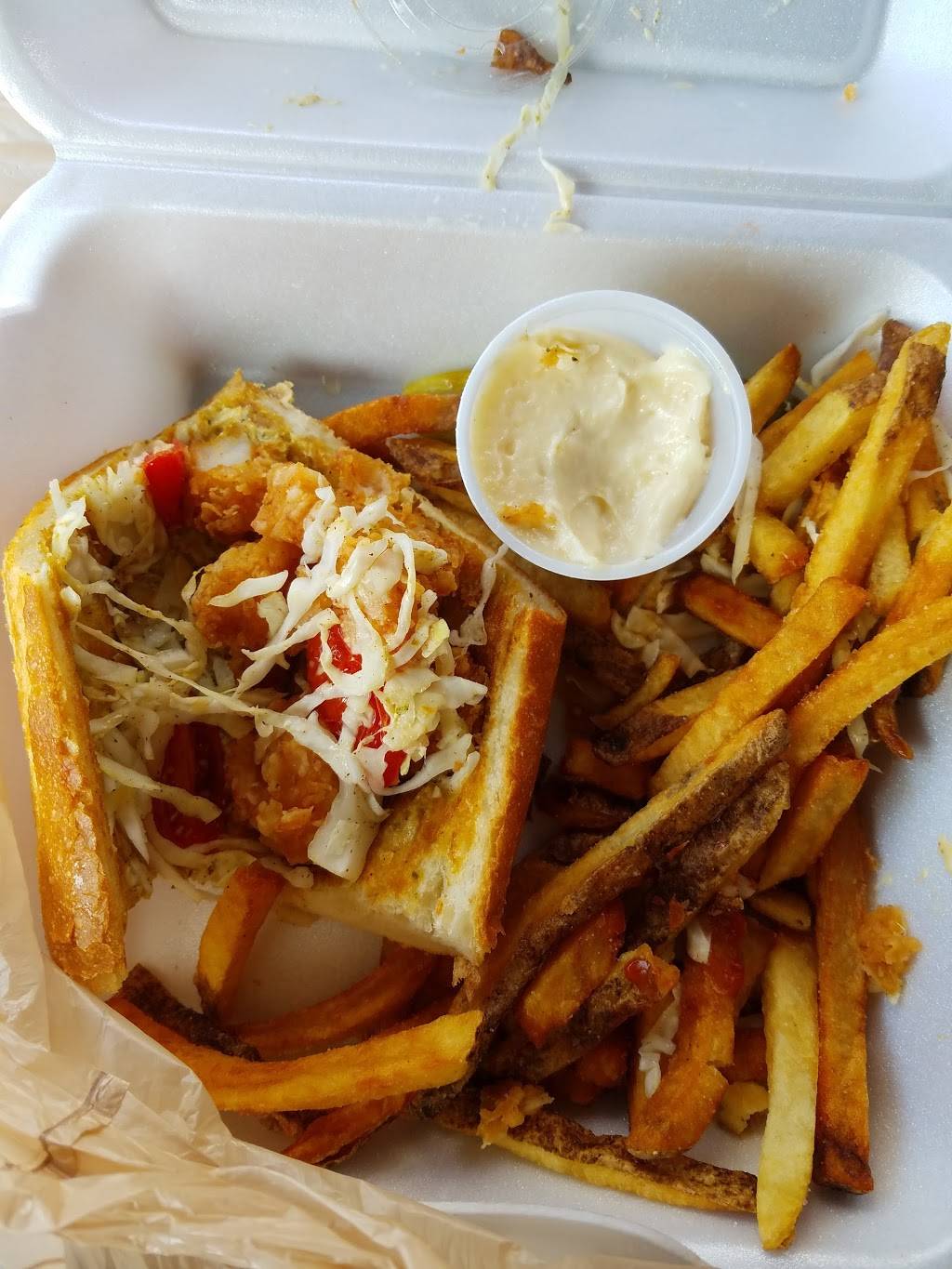 Twisted Spoke | restaurant | 501 N Ogden Ave, Chicago, IL 60642, USA | 3126661500 OR +1 312-666-1500