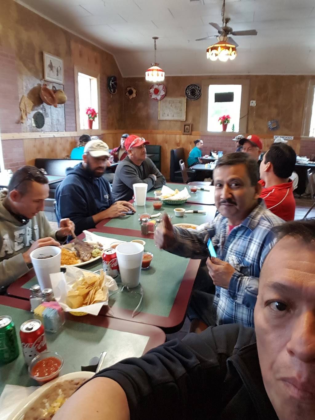 Garcias Mexican Restaurant | restaurant | 8601 US-377, Tolar, TX 76476, USA | 2548355289 OR +1 254-835-5289