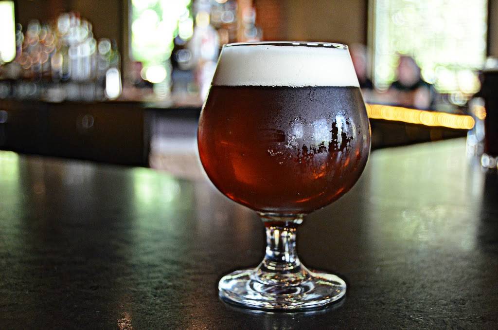 Flat Branch Pub & Brewing | restaurant | 115 S 5th St, Columbia, MO 65201, USA | 5734990400 OR +1 573-499-0400