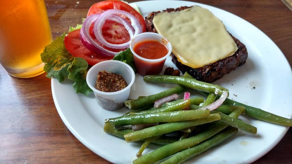 Irish Rose Saloon | restaurant | 519 E State St, Rockford, IL 61104, USA | 8159640480 OR +1 815-964-0480