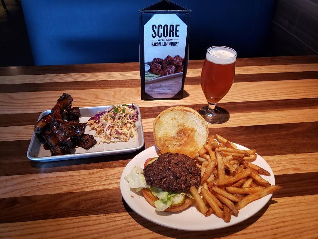 BJs Restaurant & Brewhouse | restaurant | 1275 Hooper Ave, Toms River, NJ 08753, USA | 7325062780 OR +1 732-506-2780