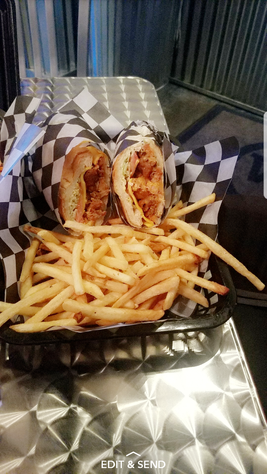 The Wingyard | restaurant | 245 Eleventh St, Tracy, CA 95376, USA | 2096661570 OR +1 209-666-1570