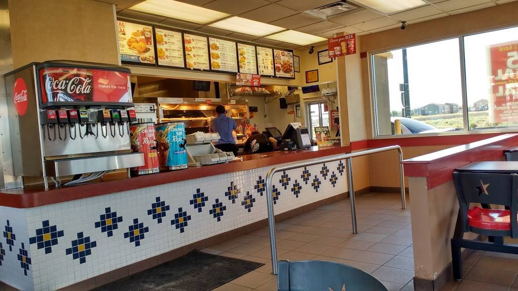 Churchs Chicken | restaurant | 4820 Chambers Rd, Denver, CO 80239, USA | 3033757664 OR +1 303-375-7664