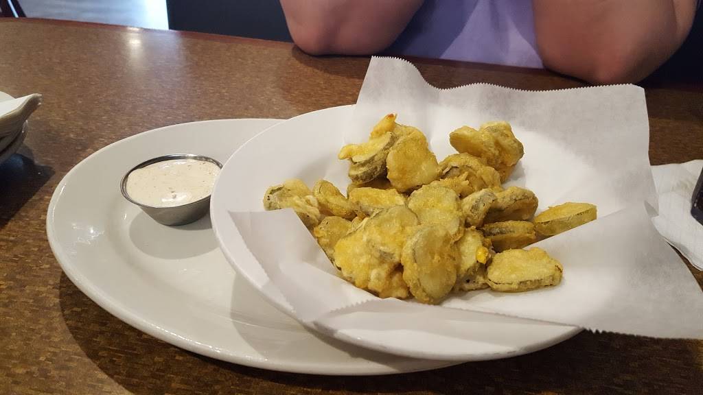 North and South Seafood & Smokehouse | restaurant | 605 S Main St, DeForest, WI 53532, USA | 6088422601 OR +1 608-842-2601