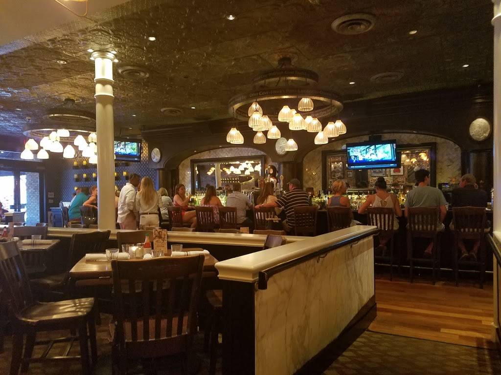 City Oyster | restaurant | 213 E Atlantic Ave, Delray Beach, FL 33444, USA | 5612720220 OR +1 561-272-0220