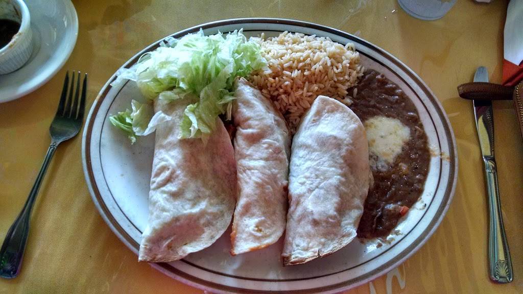 El Coyote Loco | restaurant | 3545 Merrick Rd, Seaford, NY 11783, USA | 5167859087 OR +1 516-785-9087