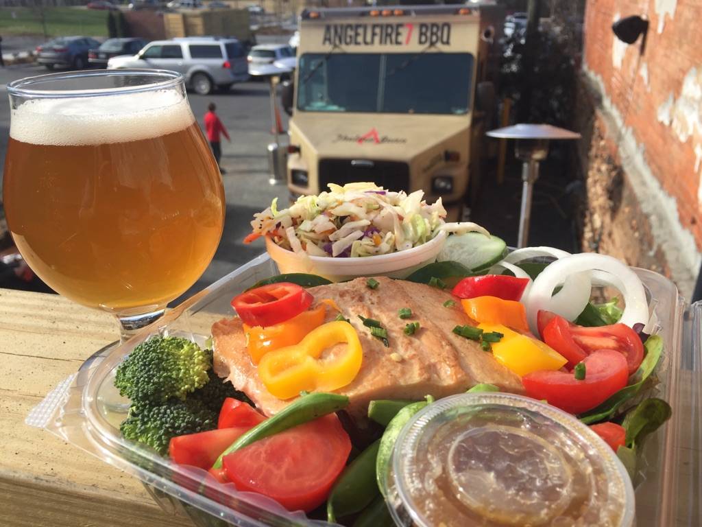 The Shuffle Inn | restaurant | 150 Riverstone Pkwy, Canton, GA 30114, USA | 7707200371 OR +1 770-720-0371