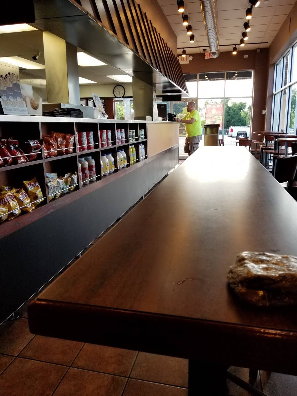 Penn Station East Coast Subs | meal takeaway | 1111 Barret Blvd H, Henderson, KY 42420, USA | 2708267361 OR +1 270-826-7361