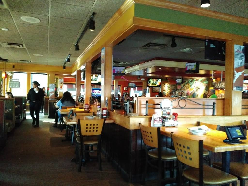 Applebees Grill + Bar | restaurant | 1511 SW Military Dr, San Antonio, TX 78221, USA | 2109247900 OR +1 210-924-7900