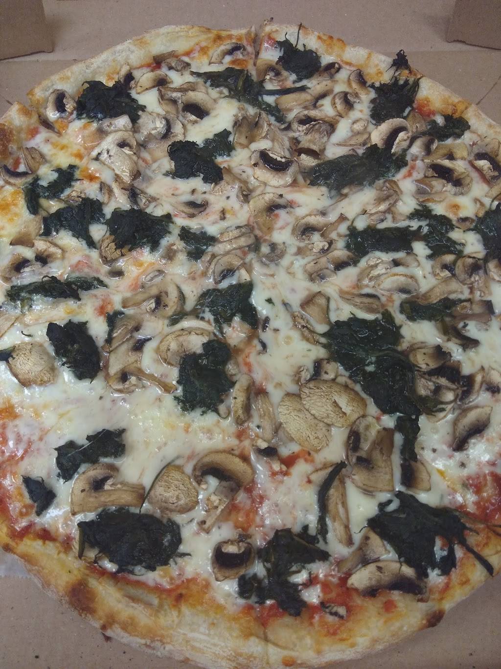 Divinos Pizza | restaurant | 708 S Peak St, Dallas, TX 75246, USA | 2148281772 OR +1 214-828-1772