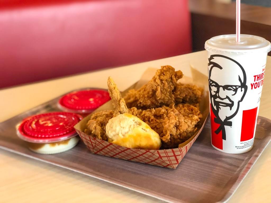 KFC | restaurant | 3400 Bardstown Rd, Louisville, KY 40218, USA | 5024595914 OR +1 502-459-5914