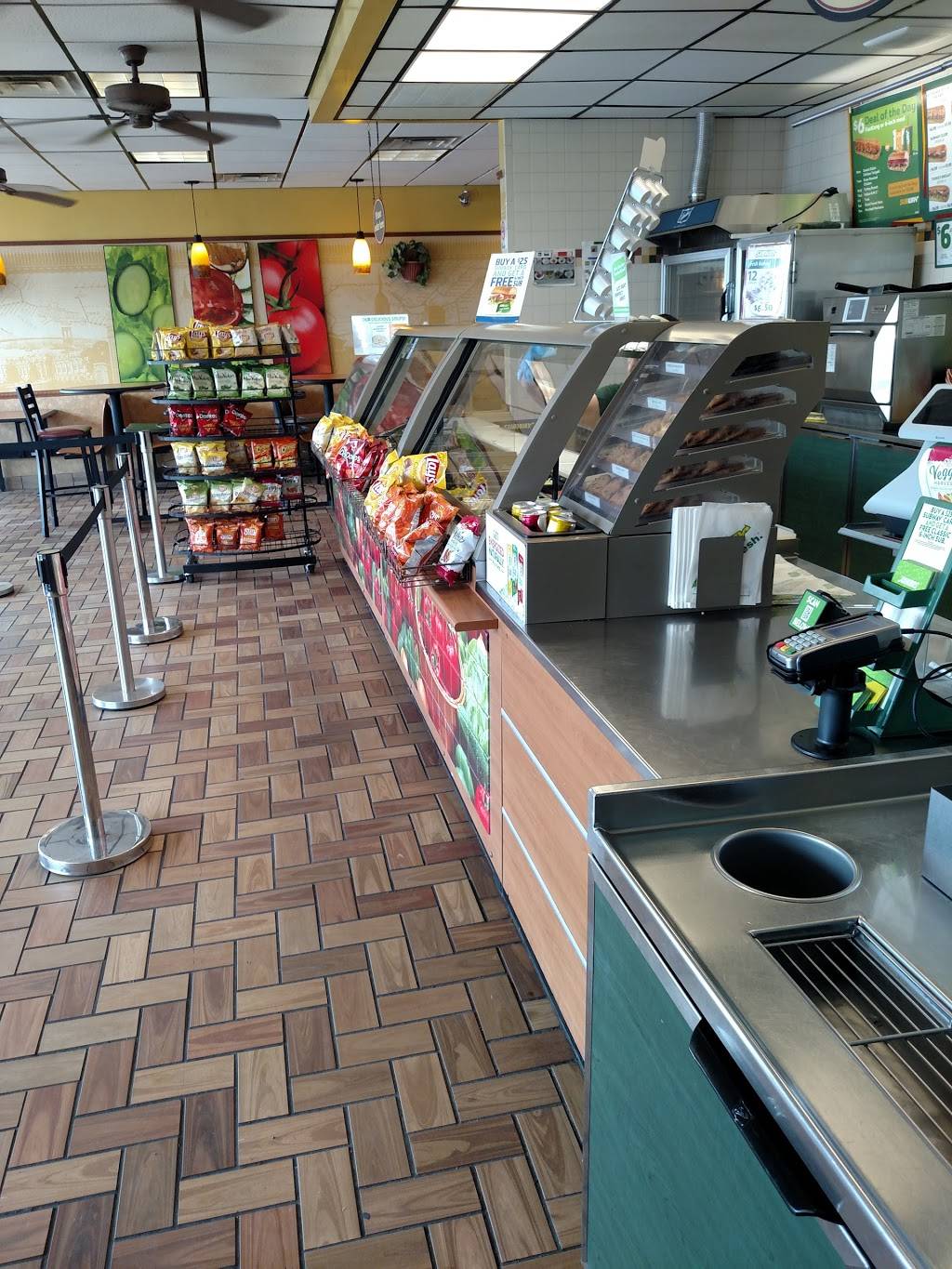 Subway Restaurants | restaurant | 2006 Clinton Dr, Galena Park, TX 77547, USA | 7136788594 OR +1 713-678-8594