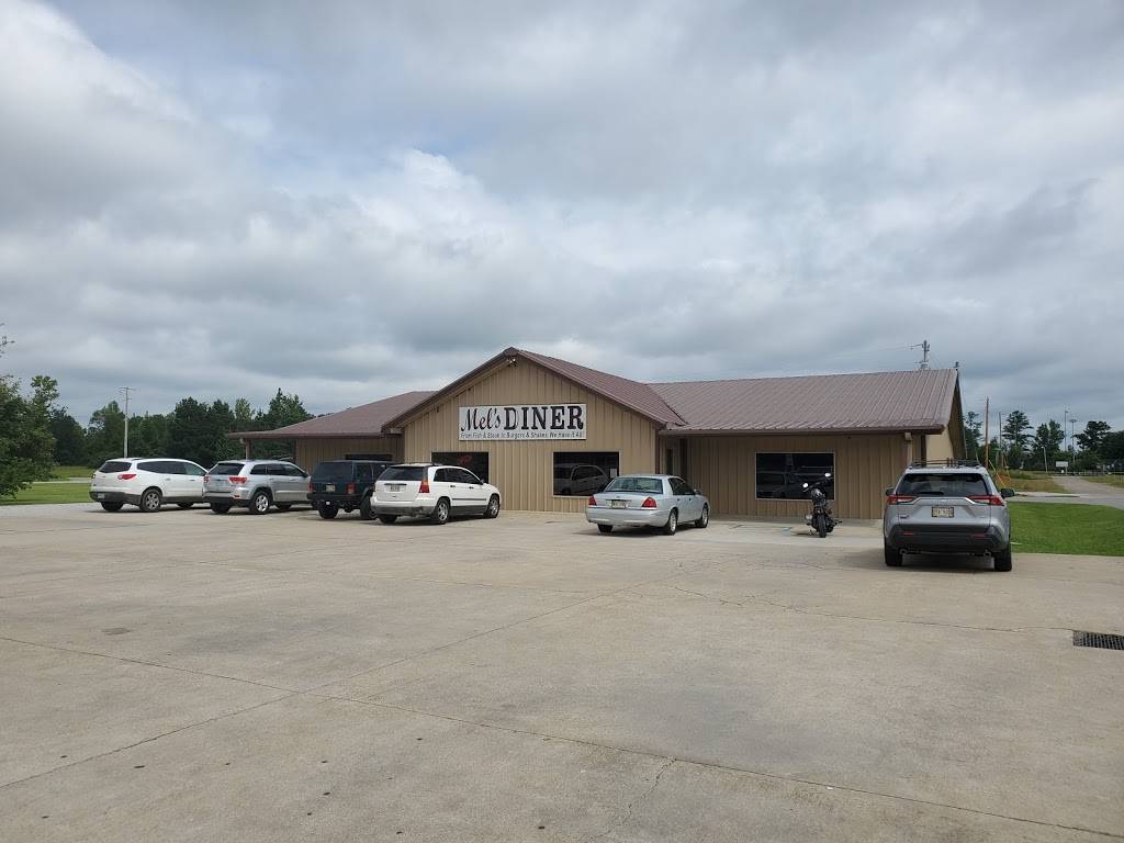 Mels Diner | restaurant | 60001 Commerce St, Smithville, MS 38870, USA | 6626514000 OR +1 662-651-4000