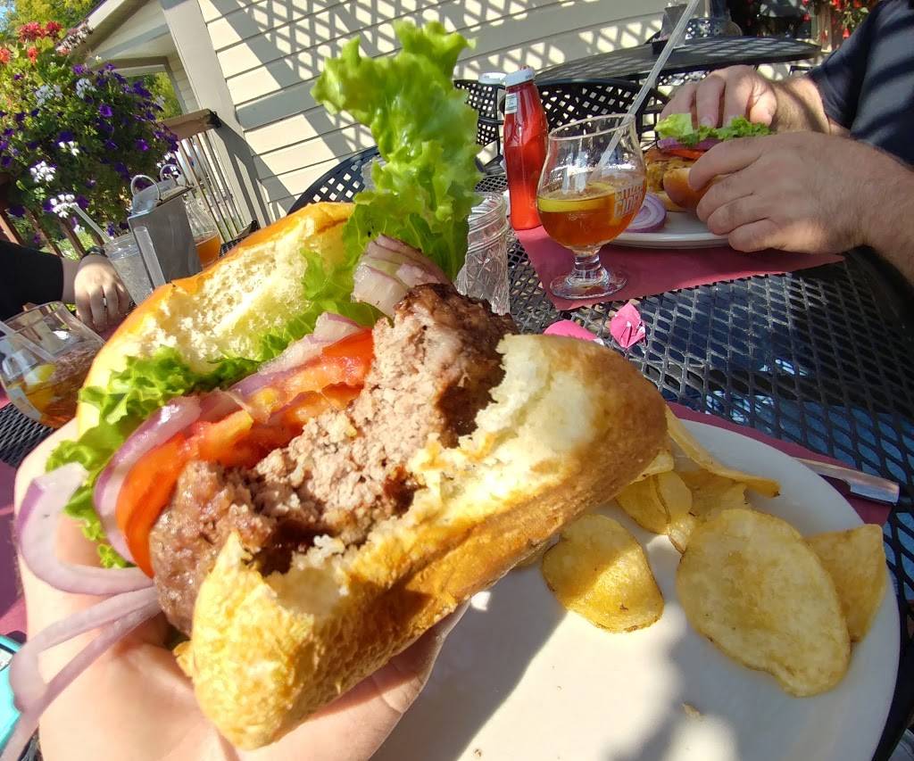 Apple Barrel Country Store | restaurant | 115 NY-30A, Schoharie, NY 12157, USA | 5182957179 OR +1 518-295-7179