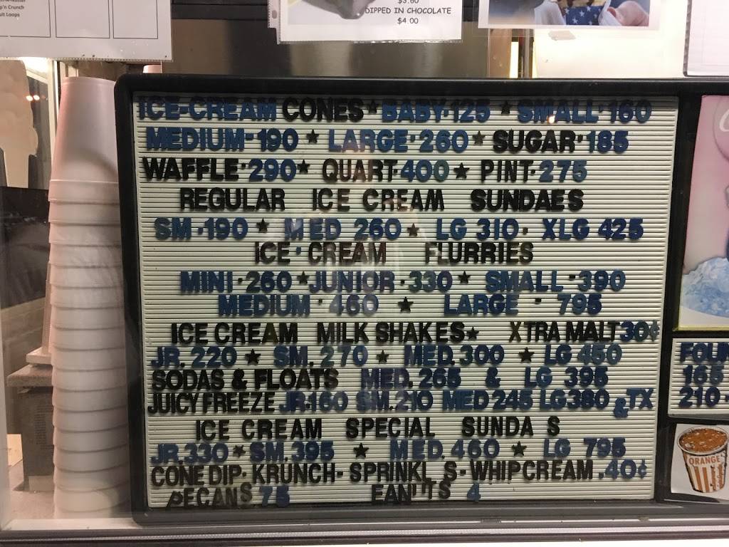 Pied Piper Drive In | restaurant | 502 Huron St, Huron, OH 44839, USA | 4194332601 OR +1 419-433-2601