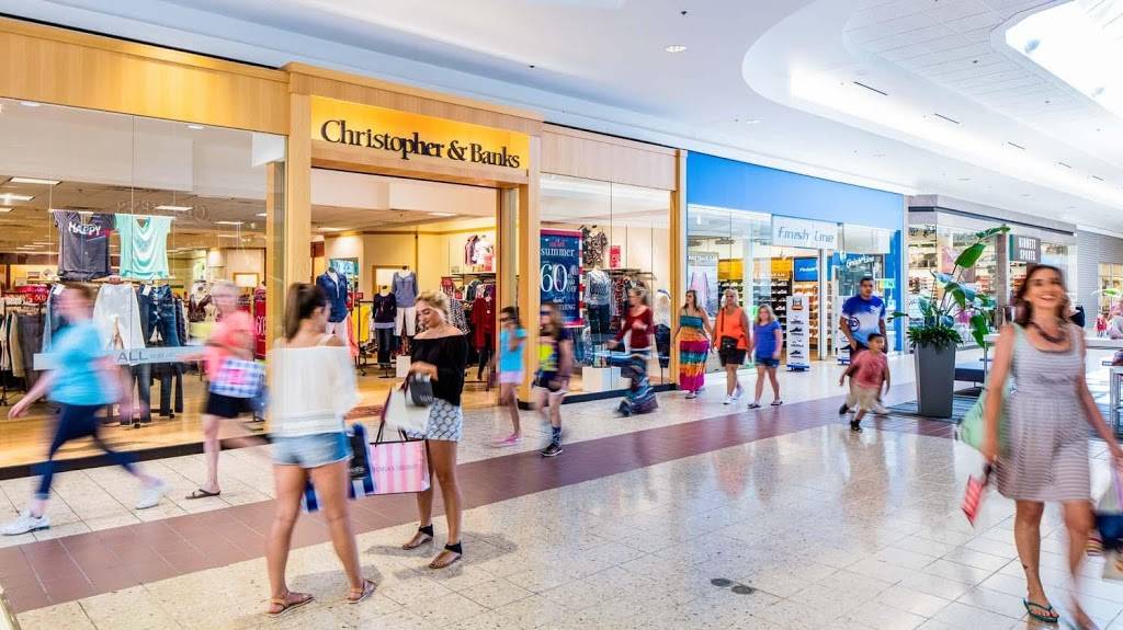 SouthPark Mall | shopping mall | 4500 16th St, Moline, IL 61265, USA | 3097976142 OR +1 309-797-6142