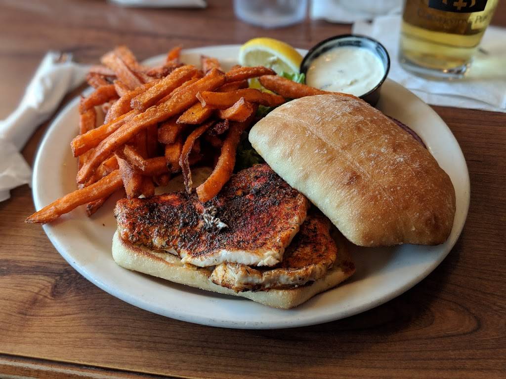 Baileys Harbor Cornerstone Pub | restaurant | 8123 WI-57, Baileys Harbor, WI 54202, USA | 9208399001 OR +1 920-839-9001