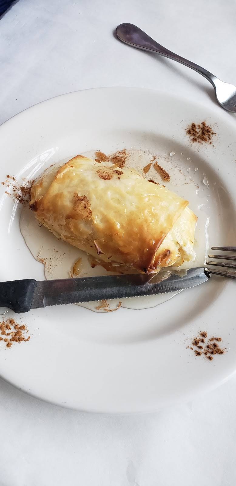 Christos | restaurant | 2632 Nicollet Ave, Minneapolis, MN 55408, USA | 6128712111 OR +1 612-871-2111