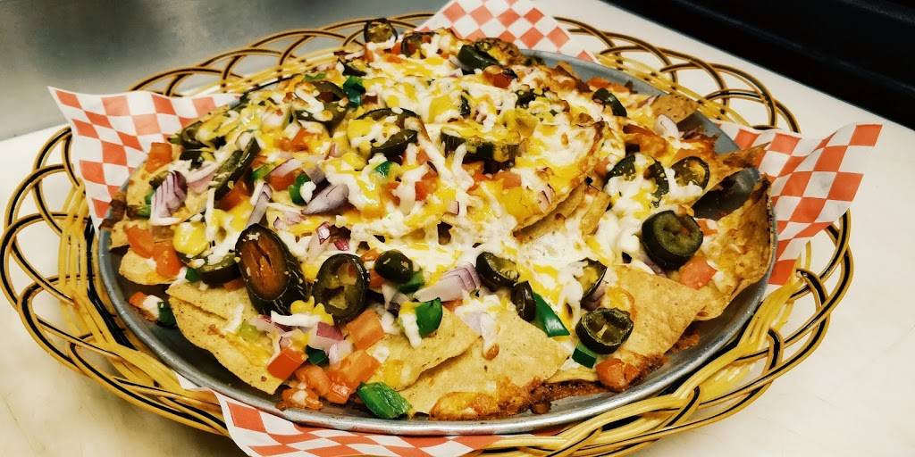 Wingporium Sports Bar | restaurant | 1000 Islington Ave #2, Etobicoke, ON M8Z 4P8, Canada | 4162556464 OR +1 416-255-6464