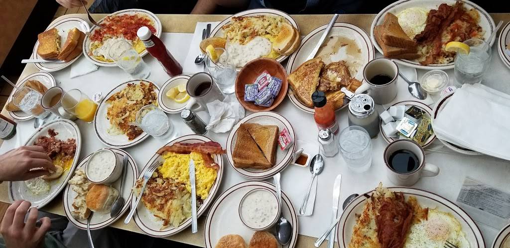 Leos Country Oven | restaurant | 28611 John R Rd, Madison Heights, MI 48071, USA | 2483999939 OR +1 248-399-9939