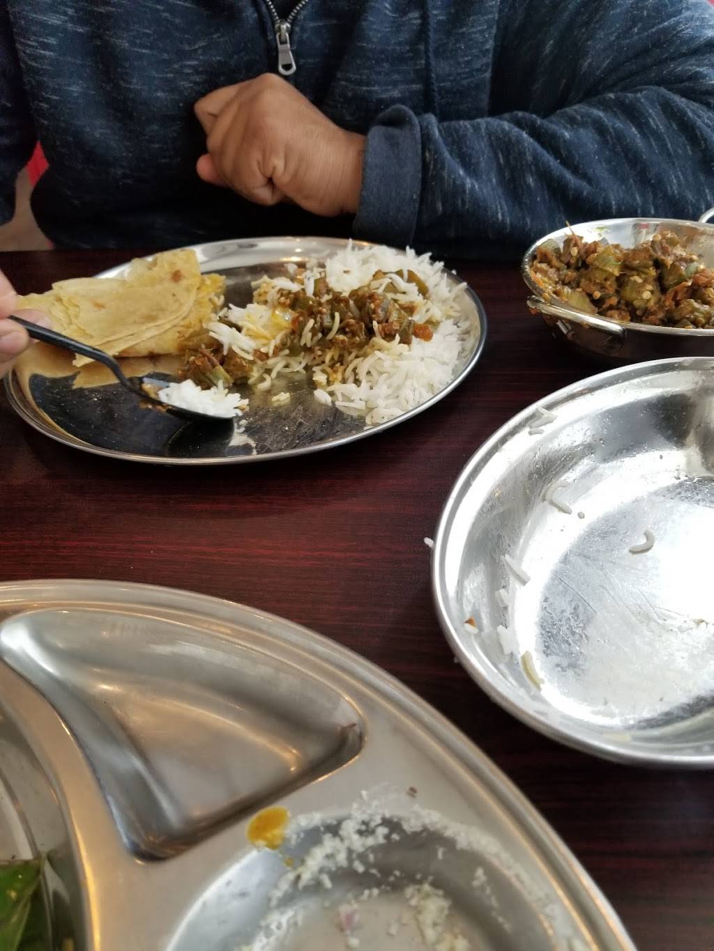 Dosa Grill | restaurant | 24630 Dulles Landing Dr #135, Dulles, VA 20166, USA | 7035428760 OR +1 703-542-8760