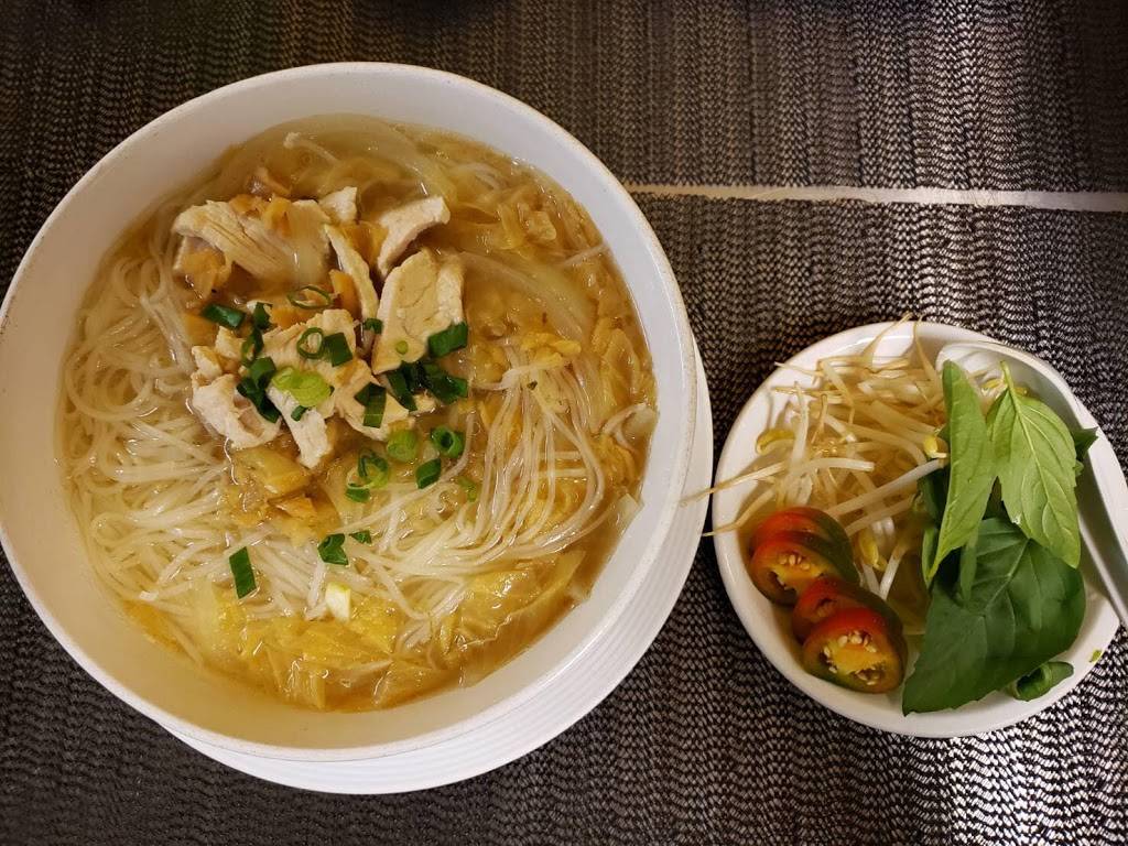 Ahan Thai Kitchen | restaurant | 474260 E State Rd 200, Fernandina Beach, FL 32034, USA | 9043210255 OR +1 904-321-0255