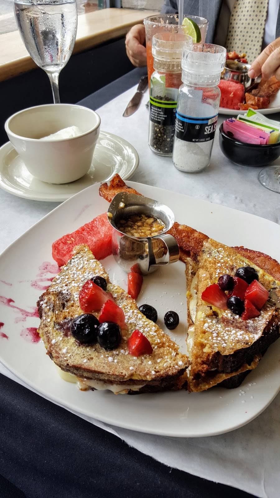 Emelias Kitchen | restaurant | 309 W Dickson St, Fayetteville, AR 72701, USA | 4795279800 OR +1 479-527-9800